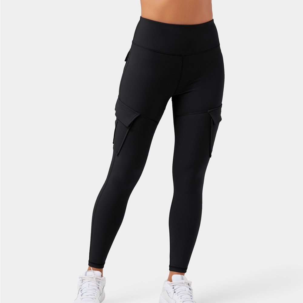Halara cargo pant leggings